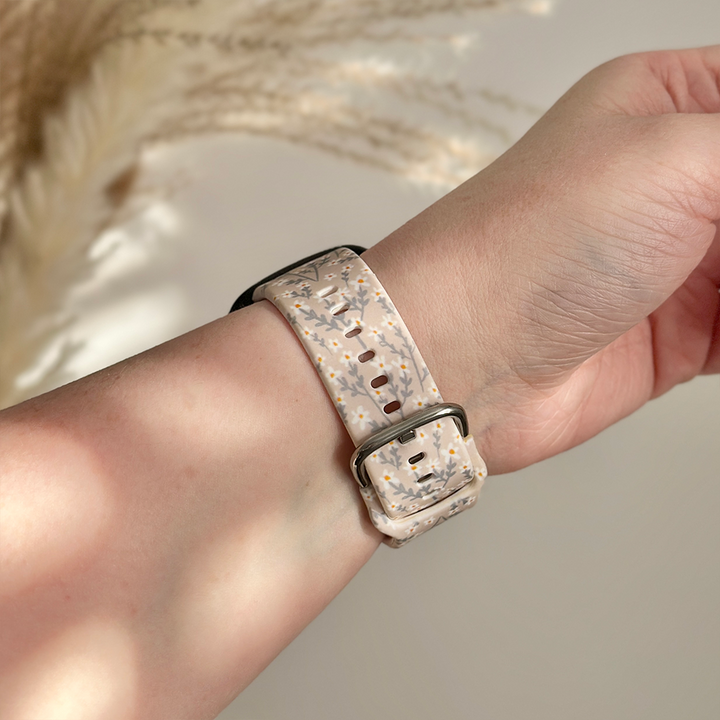 Fitbit Strap - Nude Flowers