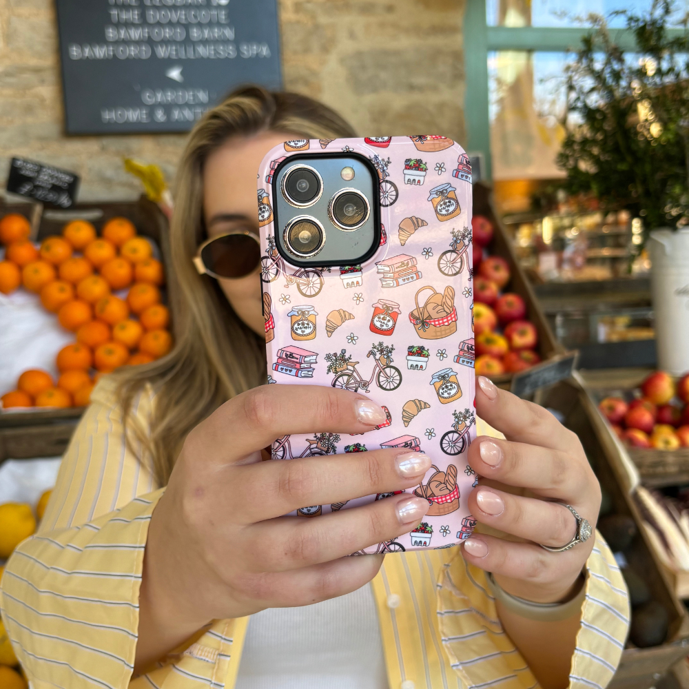 Tough MagSafe® Phone Case - Girl Picnic
