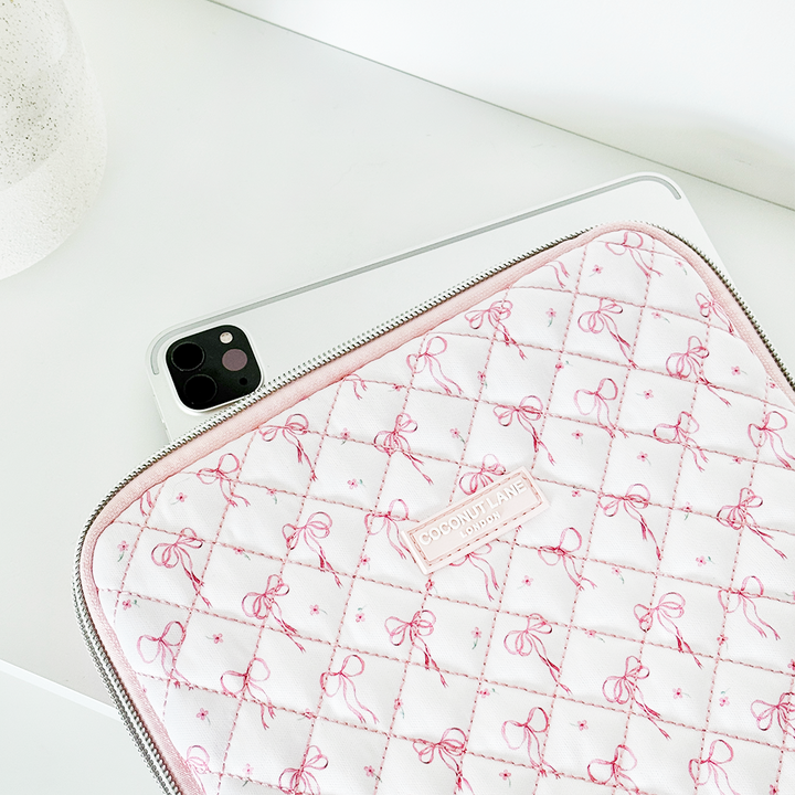 Quilted Dainty Bows iPad Sleeve