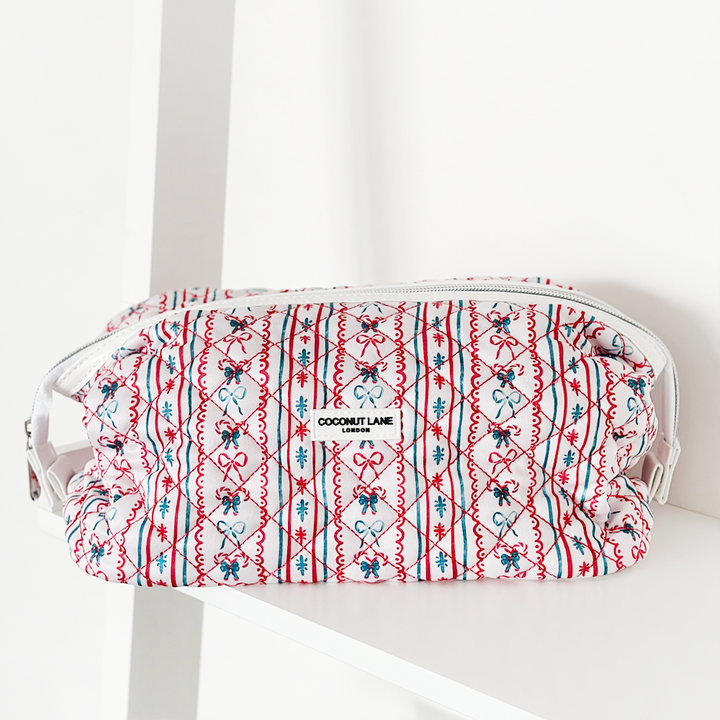 Expandable Makeup Bag - Quilted Let It Bow