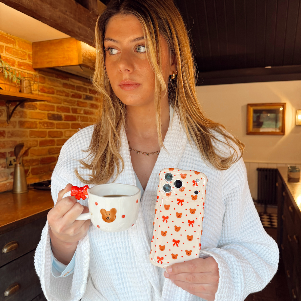 Wavy Phone Case - Beary Cute