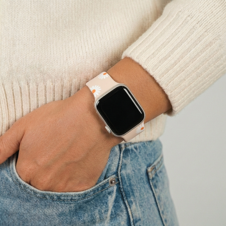 Neutral Daisies Apple Watch Strap