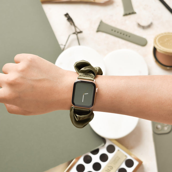 Satin-Green-Scrunchie-Apple-Watch-Strap-Band-Front